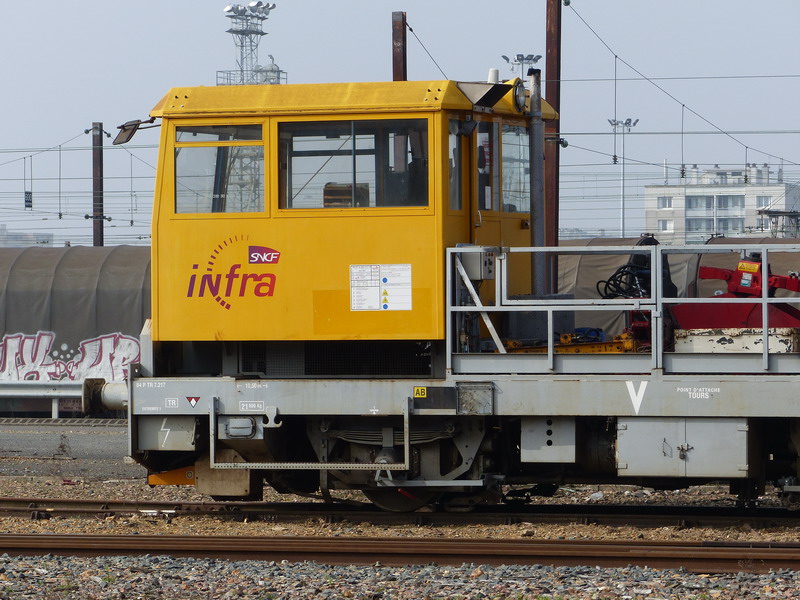 DU 84 P - TR 7-217 - 99 87 9 285 317-3 (2015-03-21 Bidon V - SPDC) (2).jpg