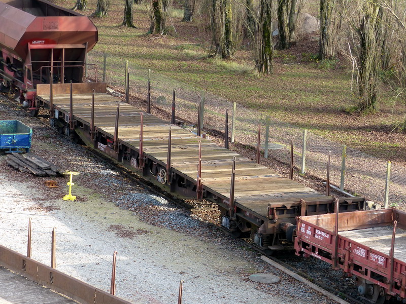 33 87 3903 529-7 Rs R80 2 RIV F-ERSA (2014-12-06 SPDC) (3).jpg