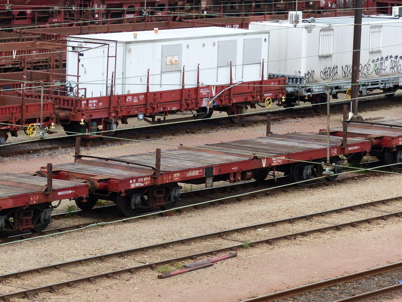 80 87 977 2 872-8 Uas S03 6 F SNCF-PN (2014-05-06 St Pierre des Corps) (1).jpg