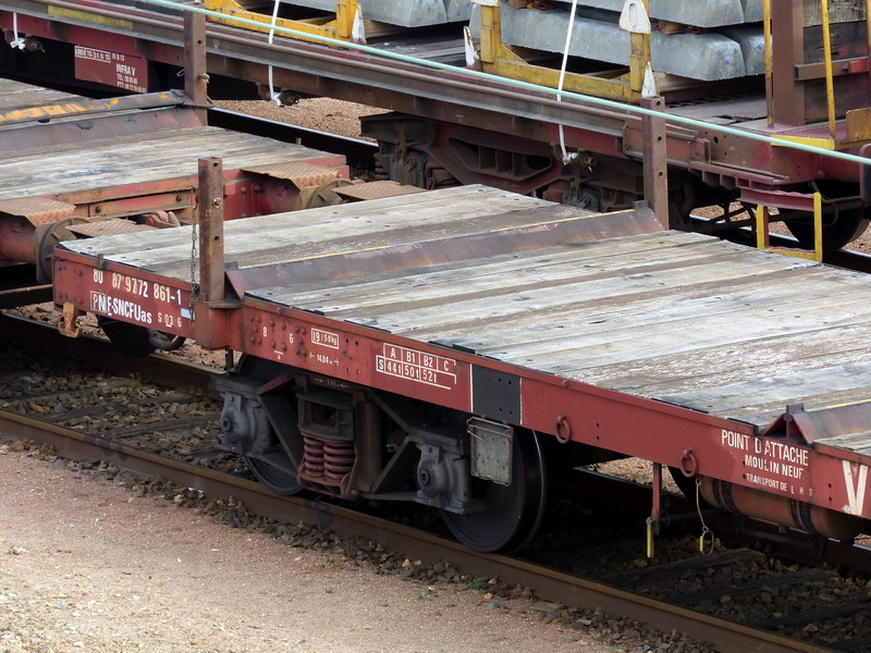 80 87 977 2 861-1 Uas S03 6 F SNCF-PN (2015-03-09 SPDC) (2).jpg