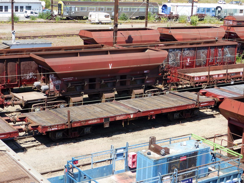 80 87 977 2 783-7 Uas S03 6 F SNCF-PN (2014-07-03 St Pierre des Corps) (1).jpg