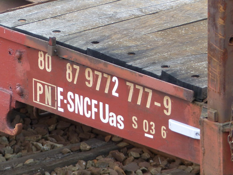 80 87 977 2 777-9 Uas S03 6 F SNCF-PN (2014-10-20 SPDC) (2).jpg
