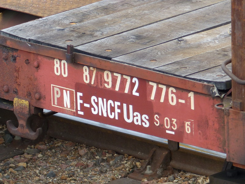 80 87 977 2 776-1 Uas F SNCF-PN (2014-05-06 St Pierre des Corps) (2).jpg
