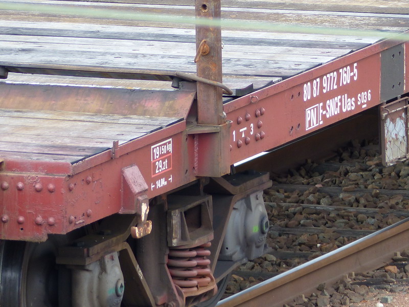 80 87 977 2 760-5 Uas S03 6 F SNCF-PN (2014-07-28 SPC) + LRS N°27 (2).jpg