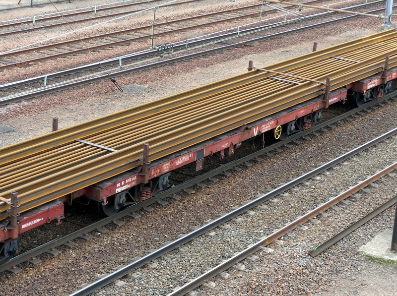 80 87 977 2 767-0 Uas S03 6 F SNCF-PN (2014-05-06 St Pierre des Corps) LRS N°30.jpg