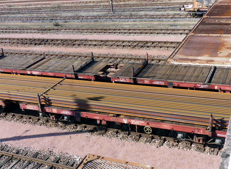 80 87 977 2 715-9 Uas S03 6 F SNCF-DJ (2015-03-05 SPSC) (1).jpg