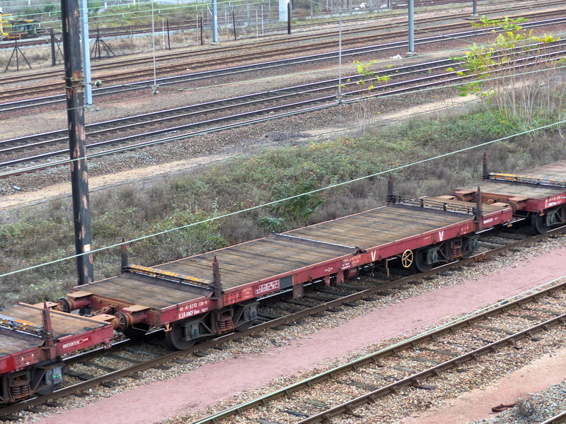 80 87 977 2 536-2 Uas S06 3 F SNCF-DJ (2014-11-20 SPDC) (1).jpg