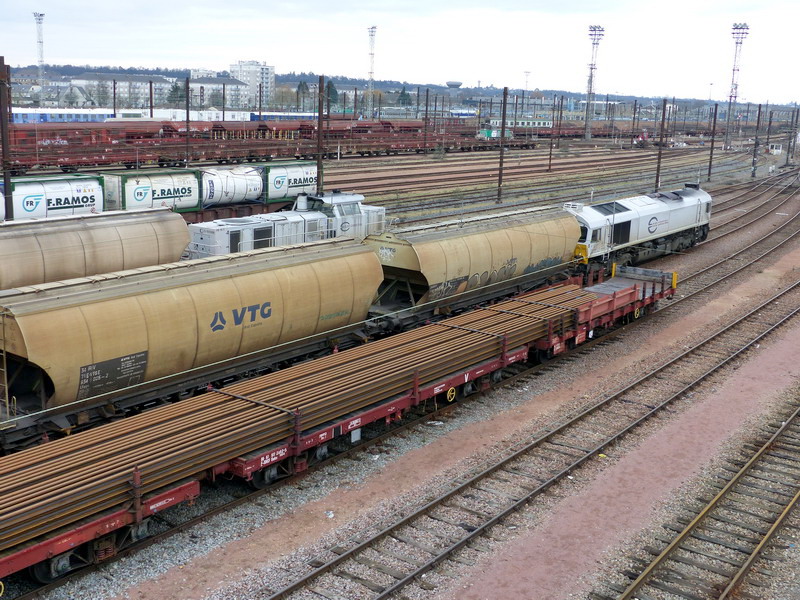 80 87 977 2 492-5 Uaks S03 6 F SNCF (2015-01-21 SPDC) (3).jpg