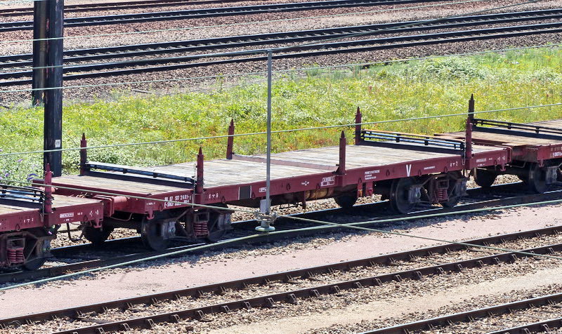 80 87 977 2 481-8 Uaks S03 6 F-SNCF (2014-07-03 St Pierre des Corps) (1).jpg