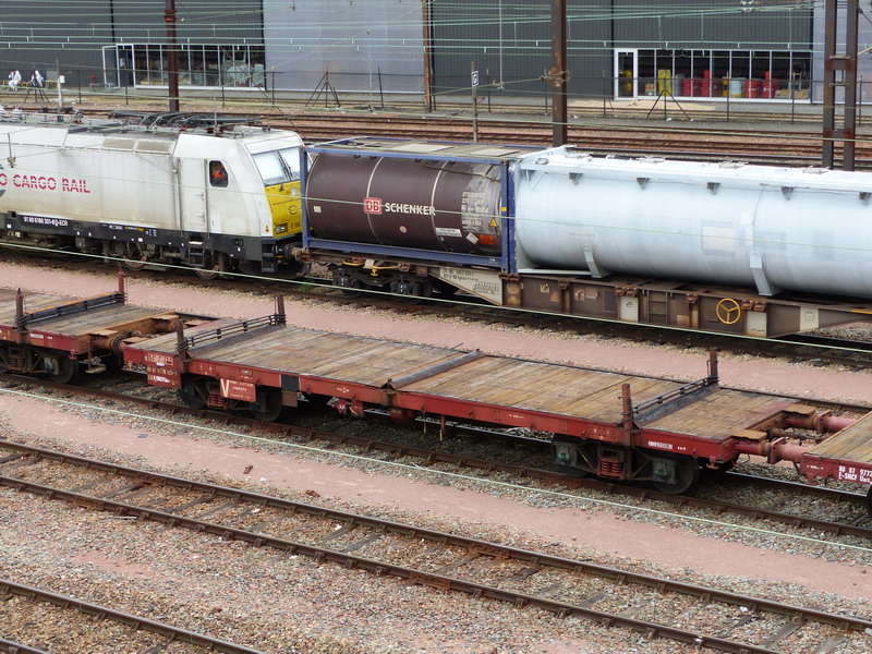 80 87 977 1 929-7 Uas S03 6 F SNCF-LM (2014-06-03 St Pierre des Corps) (1).jpg
