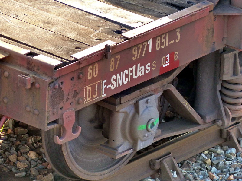 80 87 977 1 851-3 Uas S03 6 F SNCF-DJ (2015-02-11 SPDC) (2).jpg