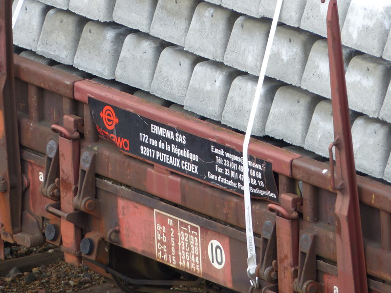 33 87 393 9 410-8 Res RIV F-ERSA (2014-04-30 St Pierre des Corps) (3).jpg