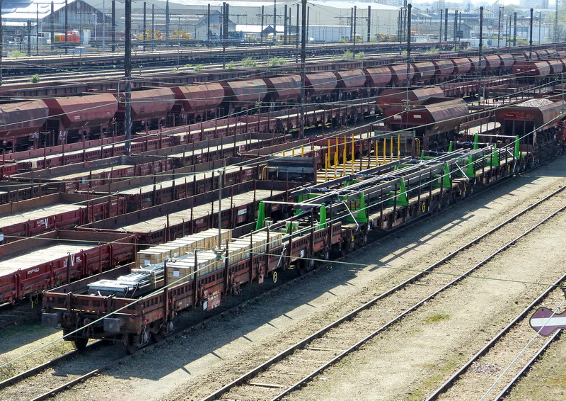 33 87 3999 852-8 Res 90 6 RIV F-ERSA (2015-04-09 SPDC) (3).jpg