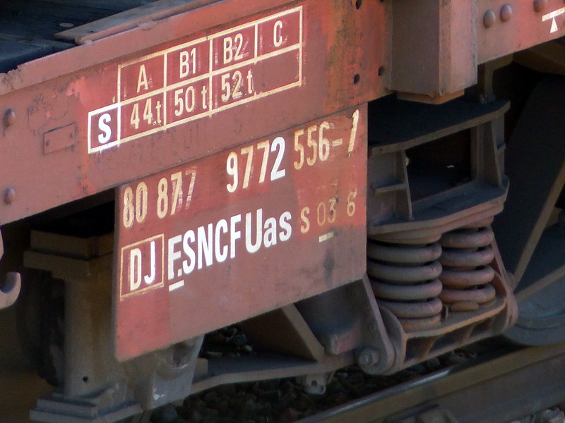 80 87 977 2 556-7 Uas S03 6 F SNCF-DJ (2015-04-12 SPDC) LRS n°31 (2).jpg