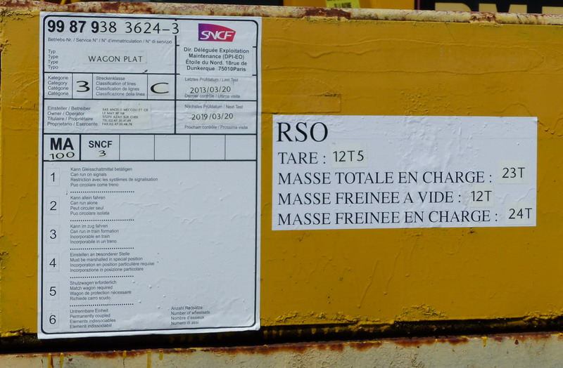 99 87 9 383 624-3  (2015-04-19 SPDC) Meccoli (3).jpg