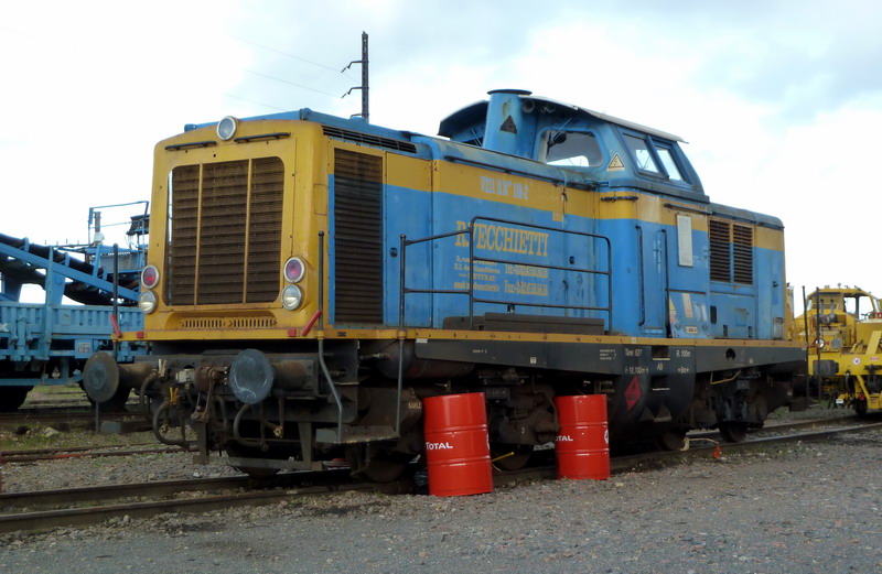(17) 99 87 9 182 578-4.JPG