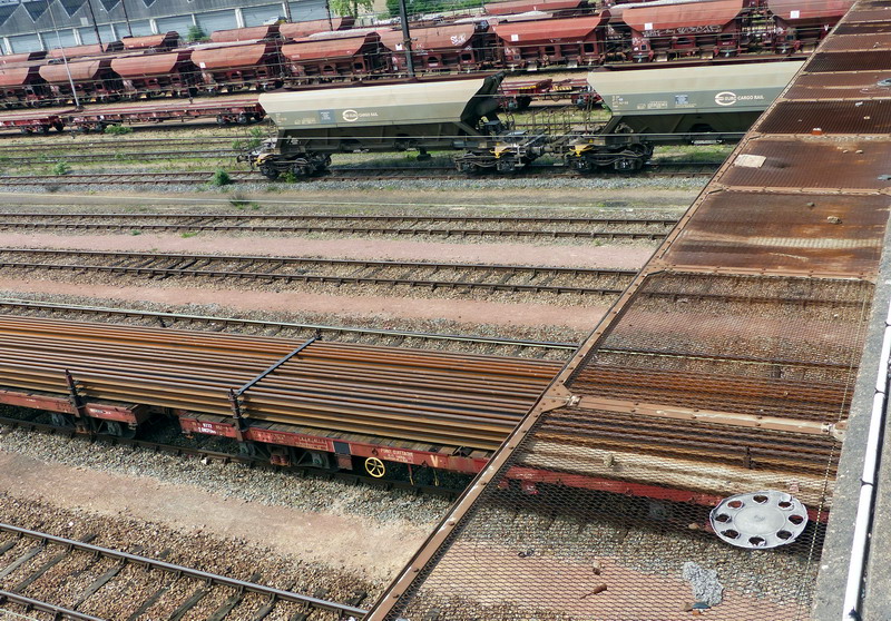 80 87 977 2 857-9 Uas S03 6 F SNCF-DJ (2015-04-22 SPDC) (1).jpg