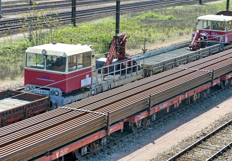 80 87 977 2 614-4 Uas S03 6 F SNCF-DJ (2015-04-21 SPDC) (1).jpg