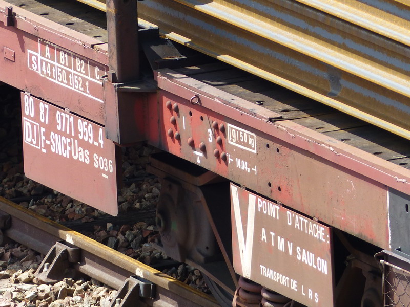 80 87 977 1 959-4 Uas F SNCF-DJ (2015-04-27 SPDC) (2).jpg