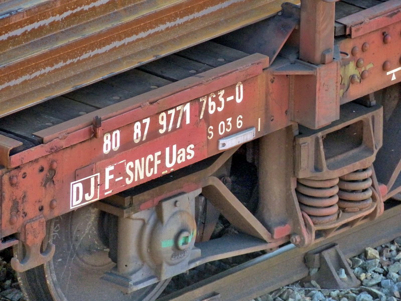 80 87 977 1 763-0 Uas S03 6 F SNCF-DJ (2015-04-21 SPDC) (2).jpg