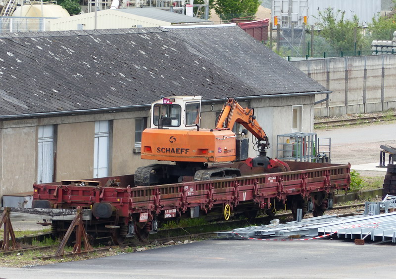 80 87 979 4 784-9 Uas R55 6 F SNCF-TR (2015-05-08 BIDON V de SPDC).jpg
