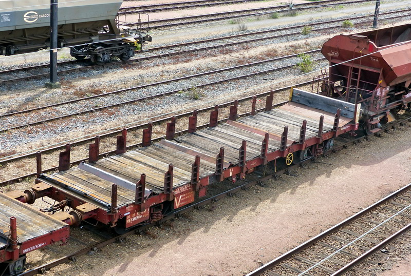 80 87 977 1 733-3 Uas S04 6 F SNCF-PN (2015-05-12 SPDC) (4).jpg