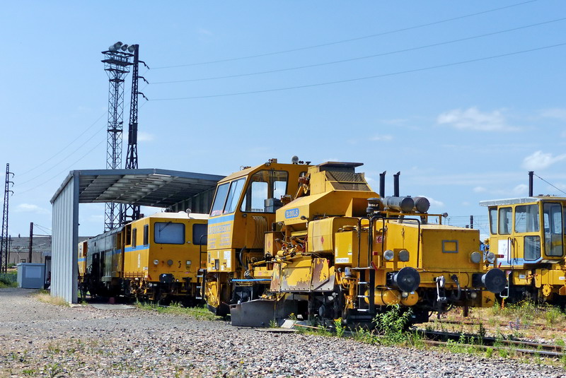99 87 9 425 509-6 (2015-06-06 SPDC) R 20 LSF.jpg