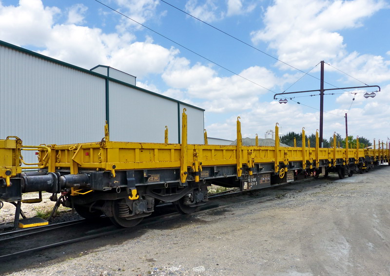 33 80 3998 214-9 Res 072-1 RIV D-ORME (2015-06-19 SPDC) On Rail  (4).jpg