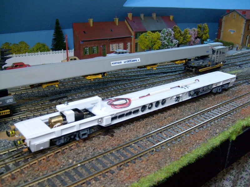 S6303679light.JPG
