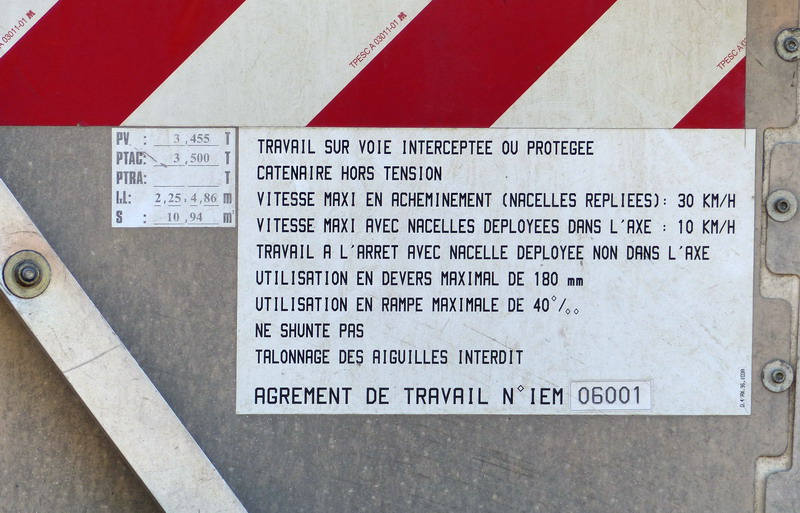 4'Axe 06.83.xxx SNCF-TR 62 (2015-07-15 Tours) (9).jpg