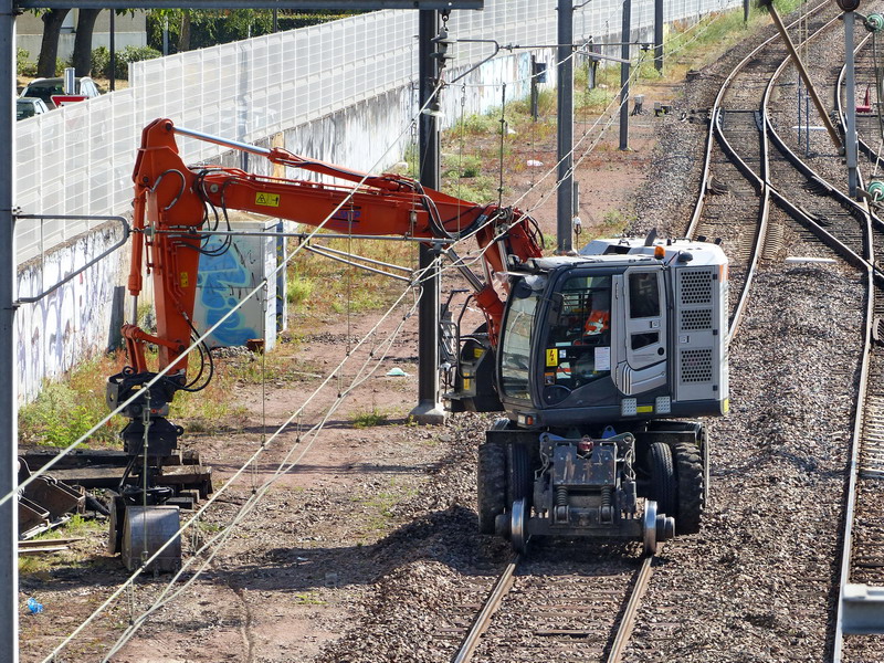 Hitachi ZX 170 PRR (2015-07-15 Tours) CLMTP (6).jpg