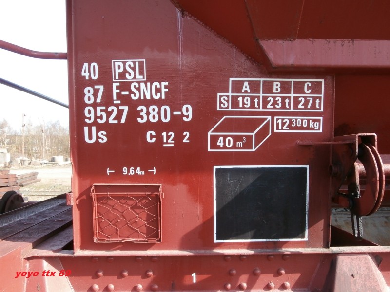 Us C12-2 40 87 952 7 380-9=2.JPG