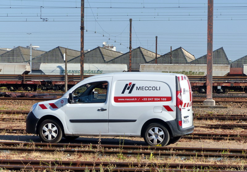 Renault Kangoo BW-461-KL (2015-08-03 SPDC) Meccoli 530 (1).jpg