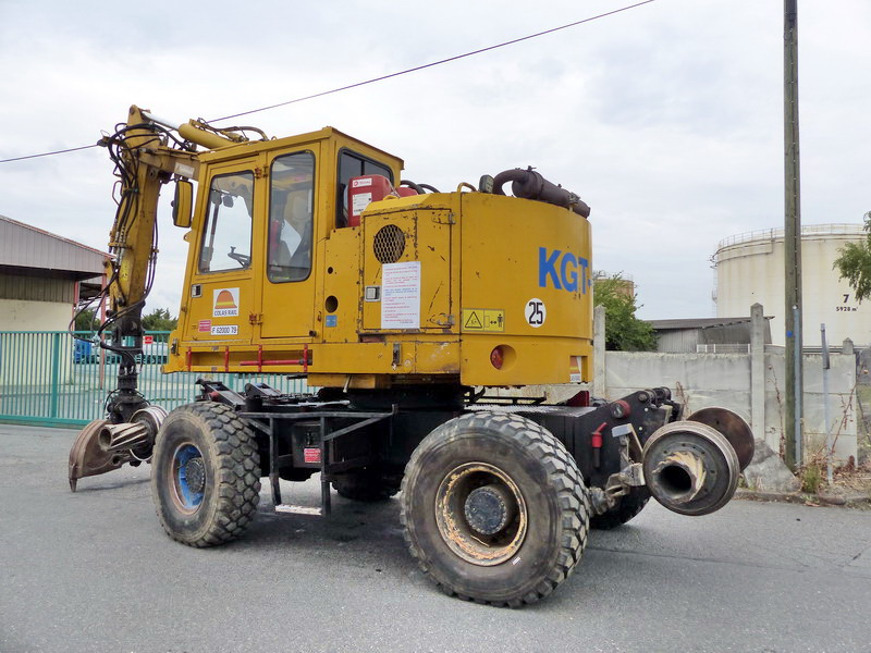 Geismar KGT-V N°4519 Colas Rail (2015-08-09 SPDC) (10).jpg