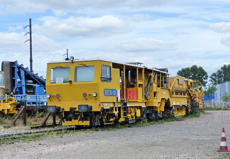 (11) 99 87 9 125 515-6 - RGT 35-2B.jpg