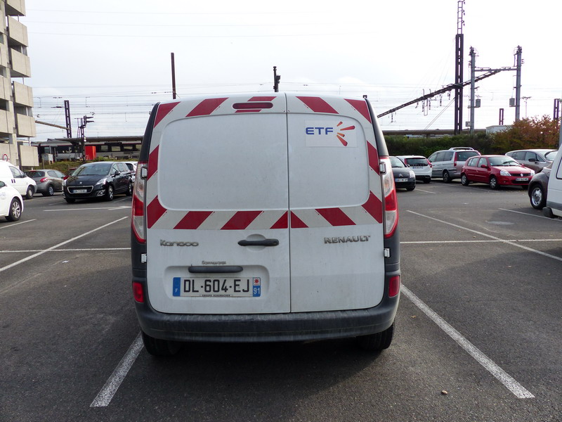 Renault Kangoo DL-604-EJ (2015-10-24 SPDC) (3).jpg