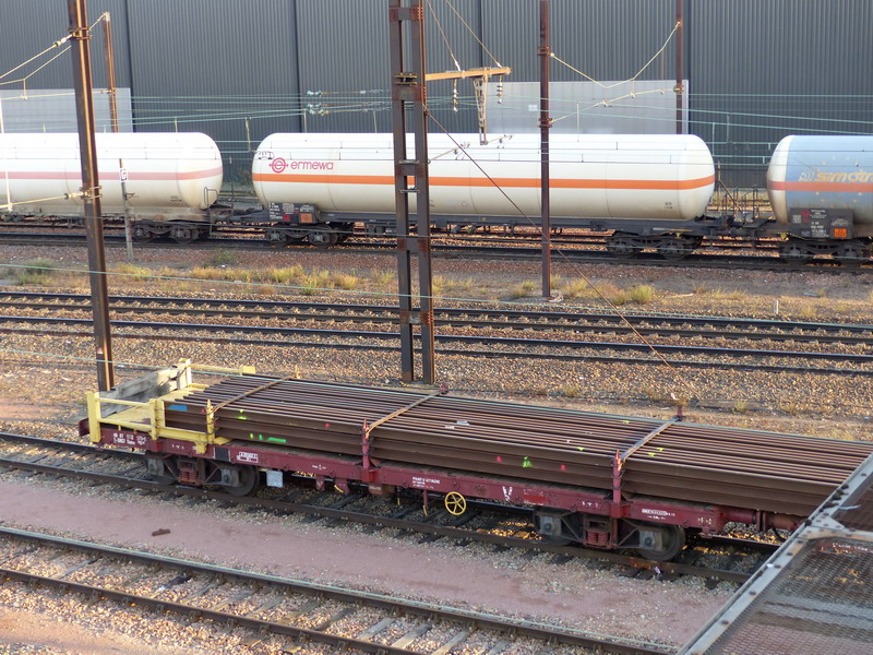 80 87 977 2 171-5 Uaks S03 6 F SNCF-DJ (2015-11-12 SPDC) (1).jpg