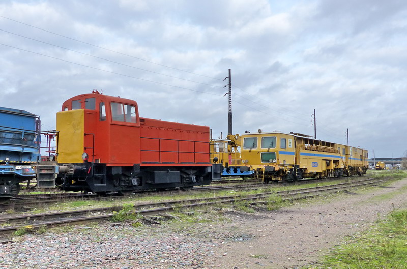 99 87 9 122 503-5 Type 108 32 U (2).jpg