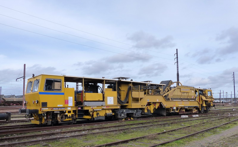 (4) 99 87 9 125 519-0 RGT 35-2B.jpg