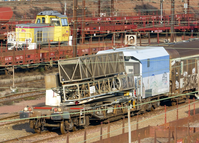 80 87 979 9 023-7 Uas W41 2 SNCF-RO (2016-01-24 SPDC) PF 7 (3).jpg