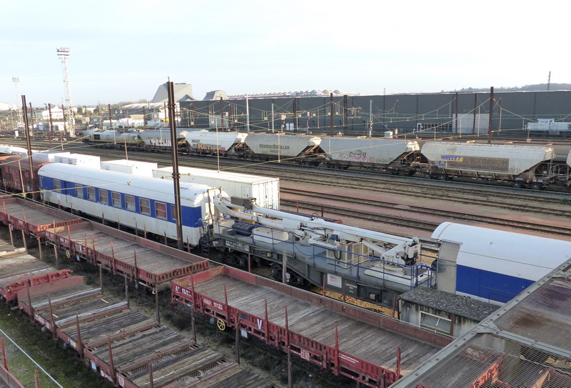 80 87 979 9 375-1 Uas W42 9 F SNCF-RO (2015-12-19 SPDC) (1).jpg