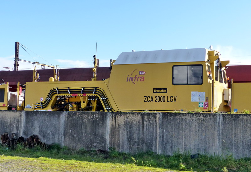 (8) 99 87 9 124 324-4 ZCA 2000 LGV (2016-02-14 Infrapôle LGV A à SPDC) SNCF-PRG.JPG
