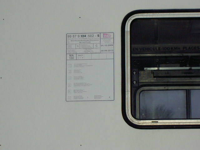 Plaque Signalétique Boureuse d Appareil 99 87 124 502-5 .JPG