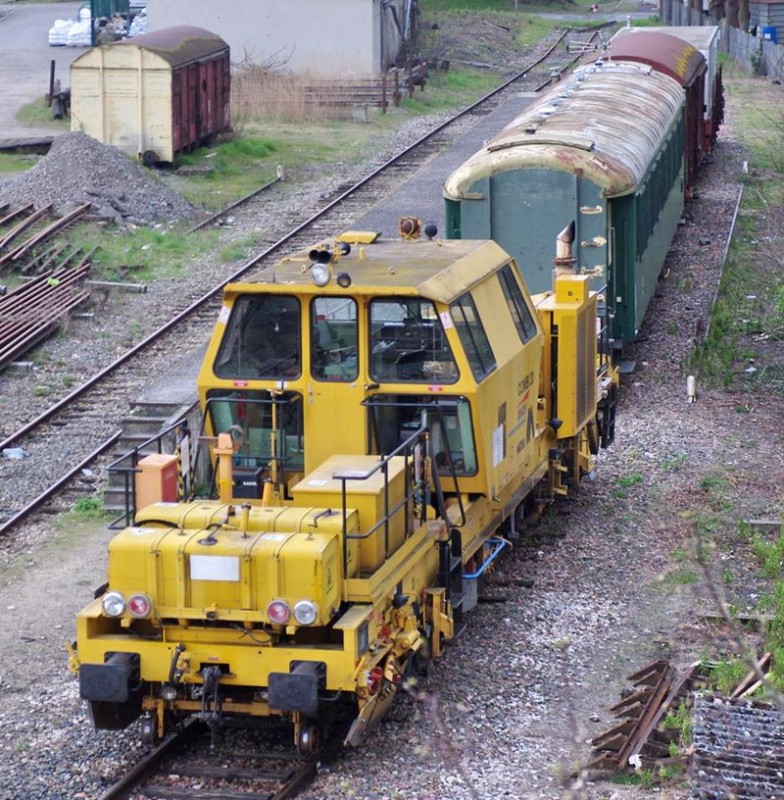 99 87 9 128 055-0  Combi 20 n°20005 (2014-03-27 gare de Tergnier 02) SNCF-AM ex 9.353 (7).jpg