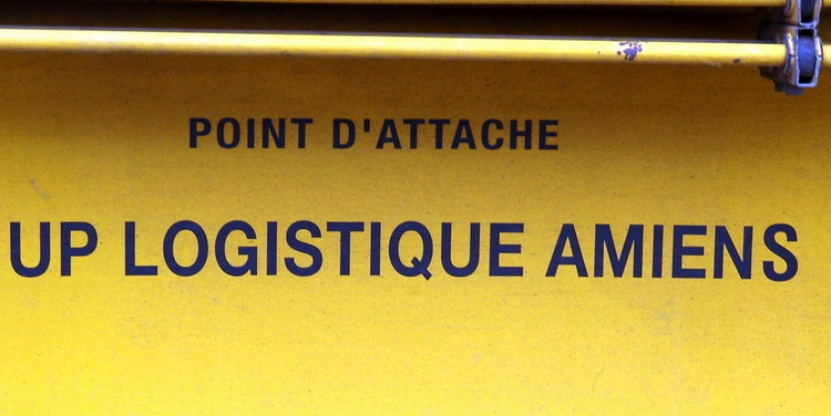 99 87 9 128 055-0  2012-11-26 gare de St Quentin) Combi 20 n°20005 SNCF-AM ex 9.353 (25).jpg