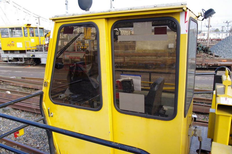 99 87 9 222 012-6 (2013-02-20 gare de Tergnier) Unima 08-16 GS - SNCF-AM ex 7.412 (21).jpg