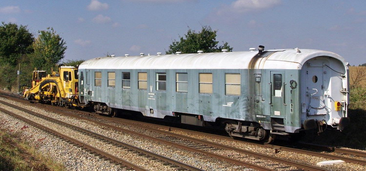 99 87 9 222 012-6 (2014-10-03 Pont de Bray à Jussy 02) Unima 08-16 GS - SNCF-AM ex 7.412 (4).jpg