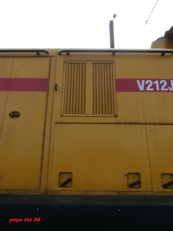 V212 N°V212J 99 87 9 182 620-4=19.JPG