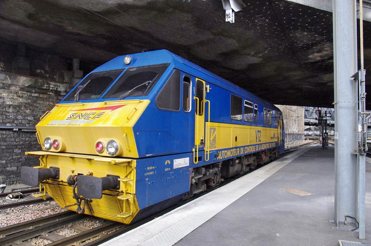 MATISA VT2 - M562 (2016-03-07 gare de Paris Est) (43).jpg