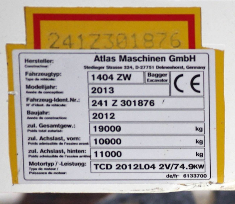 ATLAS 1404-9 ZW (2015-10-22 gare de Pars Est) Pichenot Bouillé n°8009 (14).jpg